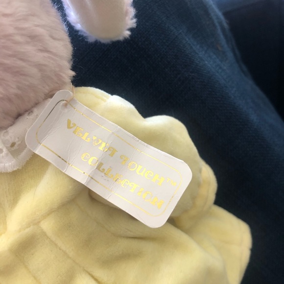 Adorable Bunny - Picture 3 of 4